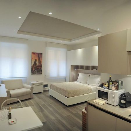 Andrea Luxury Apartments Strada Maggiore Studio 1 Bologne Extérieur photo
