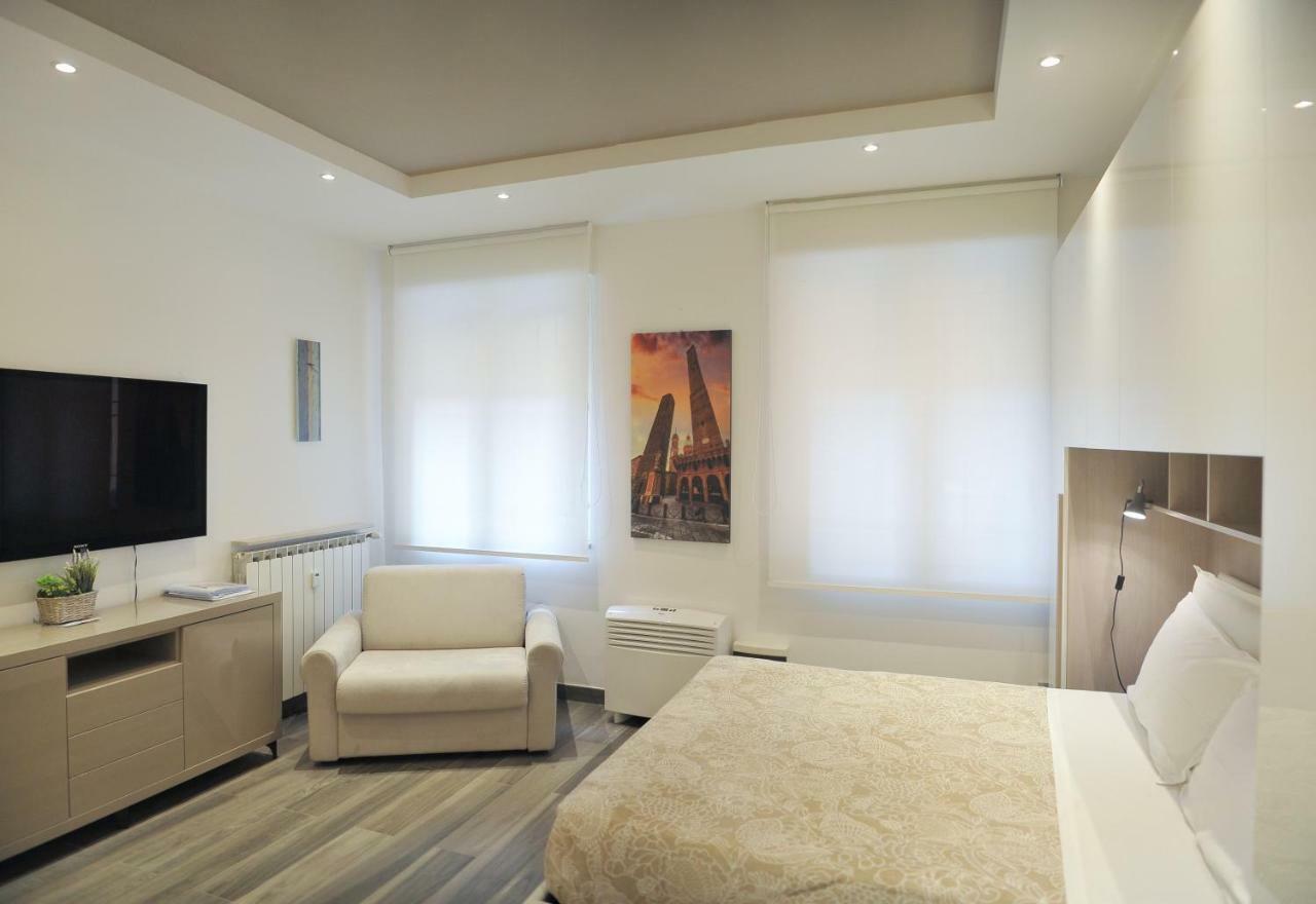 Andrea Luxury Apartments Strada Maggiore Studio 1 Bologne Extérieur photo
