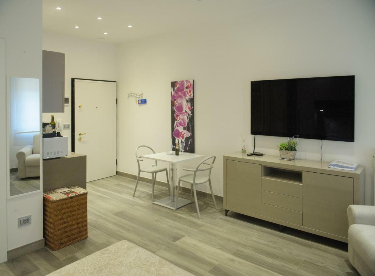 Andrea Luxury Apartments Strada Maggiore Studio 1 Bologne Extérieur photo