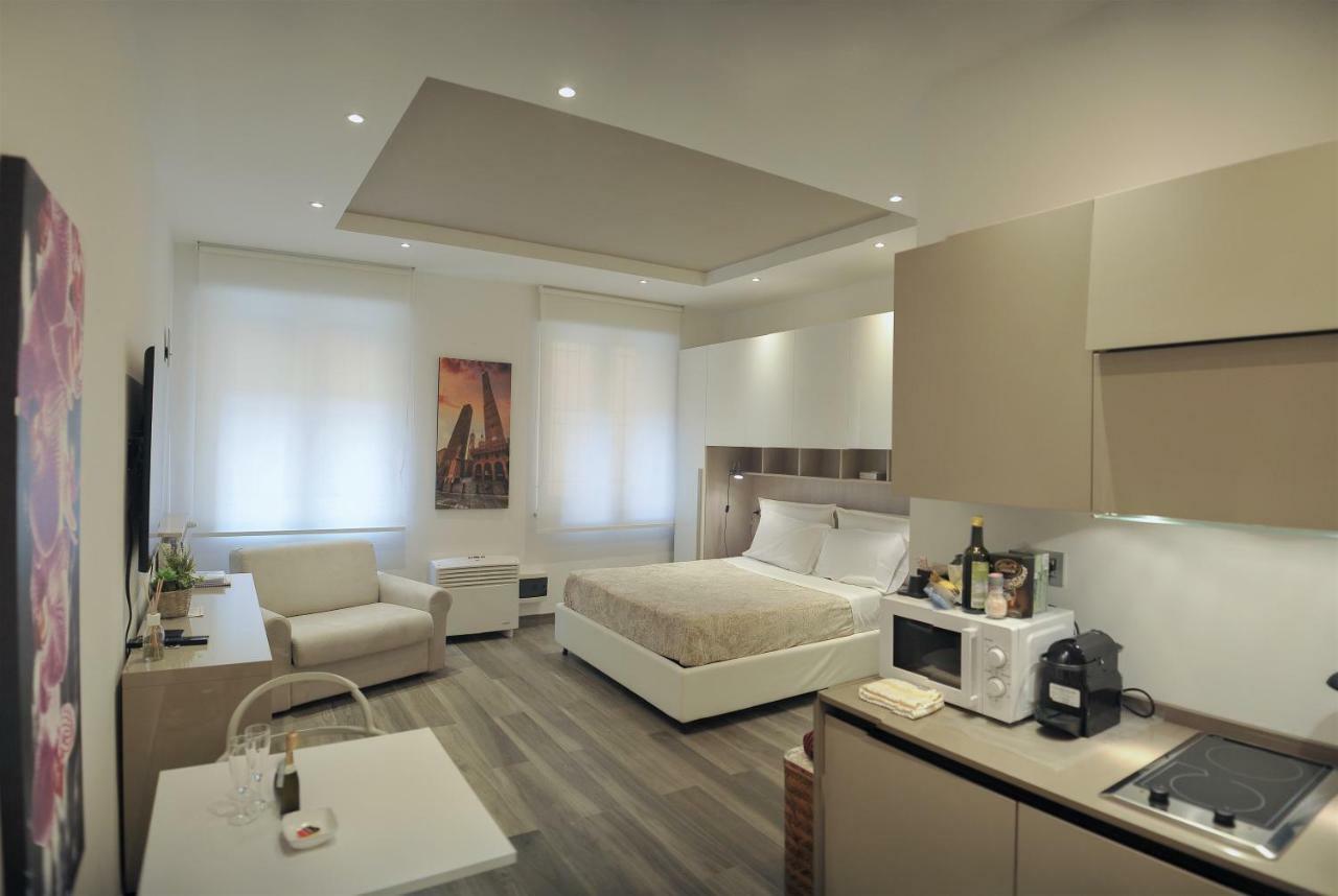 Andrea Luxury Apartments Strada Maggiore Studio 1 Bologne Extérieur photo