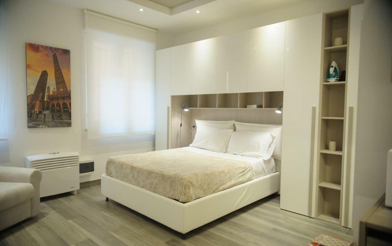 Andrea Luxury Apartments Strada Maggiore Studio 1 Bologne Extérieur photo